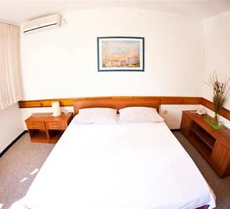 Hotel Park Visici